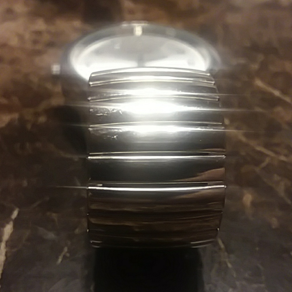 Watch - Picture 4 of 4